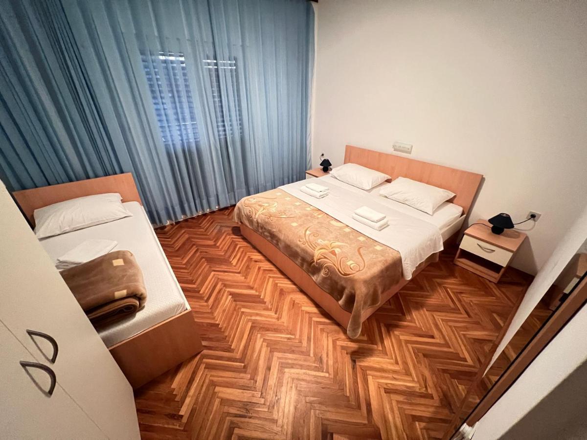 לופאר Apartments Piculjan מראה חיצוני תמונה